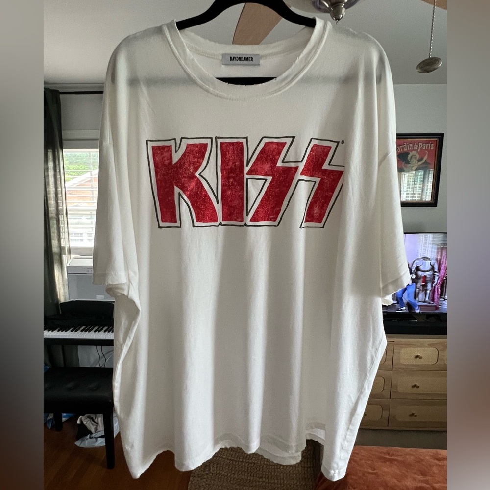 Daydreamer KISS Short Sleeve Graphic Tee